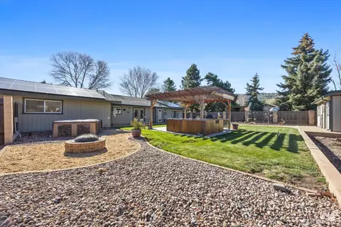 Exterior - 23461 Cool Haven Ct, Tehachapi, CA 93561 photo 10 of 12