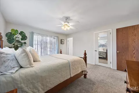 Bedroom - 23461 Cool Haven Ct, Tehachapi, CA 93561 photo 1 of 5