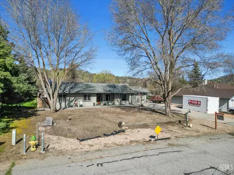 View/Area - 23461 Cool Haven Ct, Tehachapi, CA 93561 photo 2 of 5