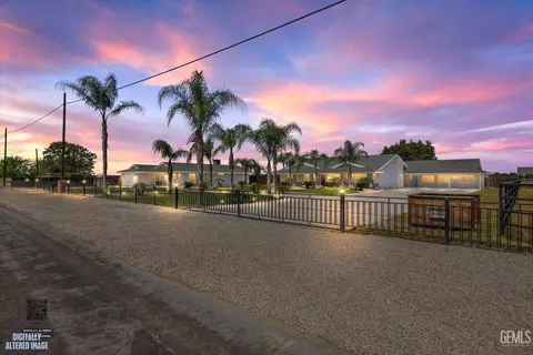24930 Sullivan Rd, Bakersfield, CA 93314