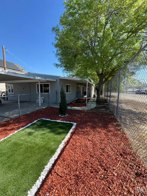 916 San Joaquin St, Maricopa, CA 93252