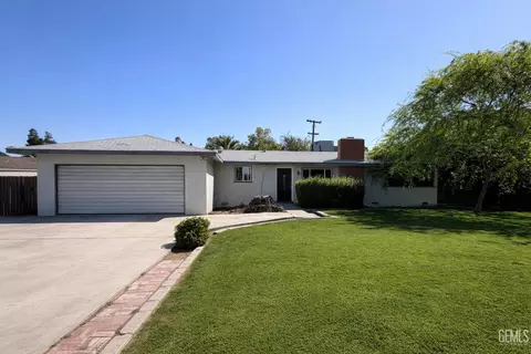 2293 Brite St, Bakersfield, CA 93304