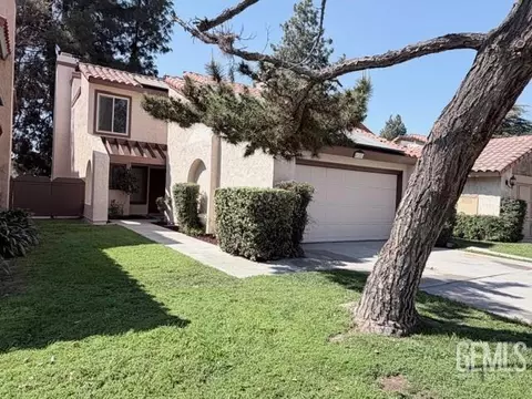 4122 Pinewood Lake Dr, Bakersfield, CA 93309