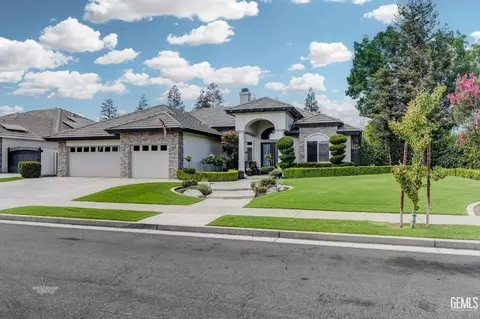 11502 Crabbet Park Dr, Bakersfield, CA 93311