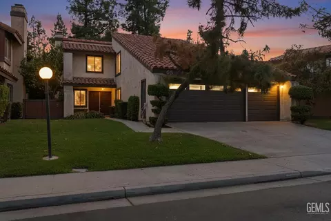 4165 Pinewood Lake Dr, Bakersfield, CA 93309