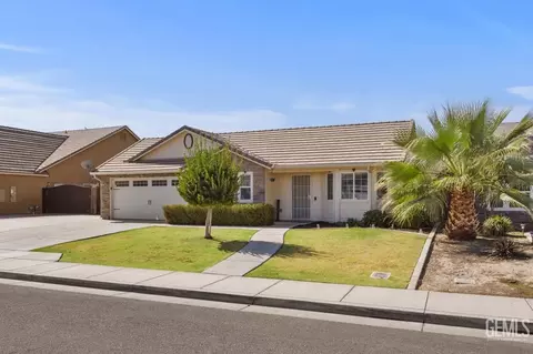 6225 Thorton Ave, Bakersfield, CA 93313