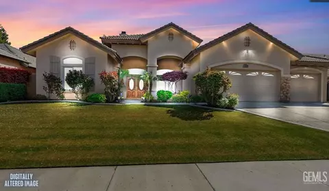 9813 Fitzgerald Dr, Bakersfield, CA 93311