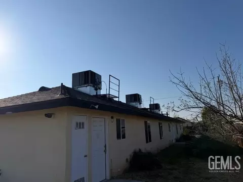 311 E 10th St, Bakersfield, CA 93307 photo 3