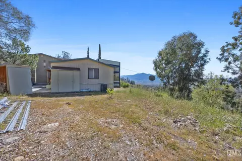 Exterior - 22560 Indian Oak Loop, Caliente, CA 93518 photo 10 of 11