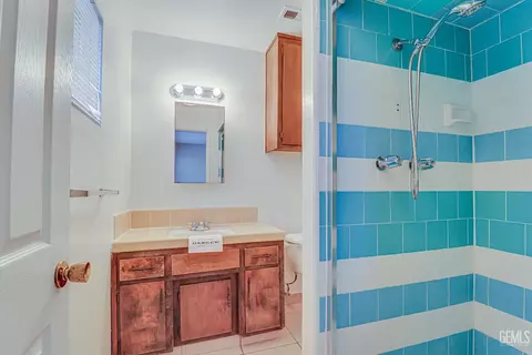 Bath - 3840 White Ln, Bakersfield, CA 93309 photo 2 of 3