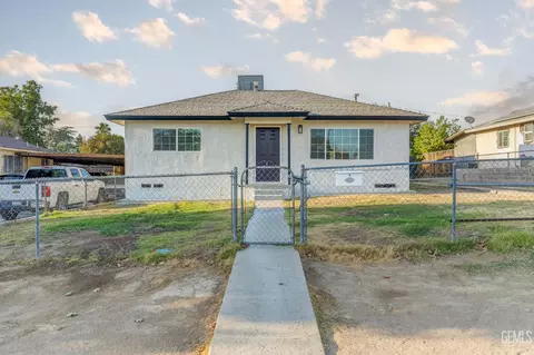 1218 Water St, Bakersfield, CA 93305
