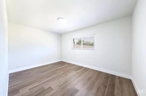 Bedroom - 4103 Gordon St, Bakersfield, CA 93307 photo 4 of 5