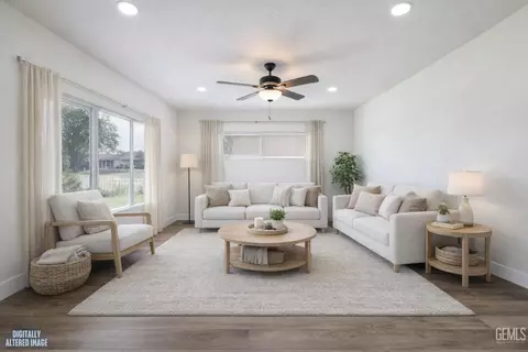 Living - 4103 Gordon St, Bakersfield, CA 93307 photo 1 of 5