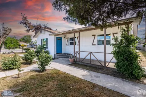 2700 Karen Pl, Bakersfield, CA 93307