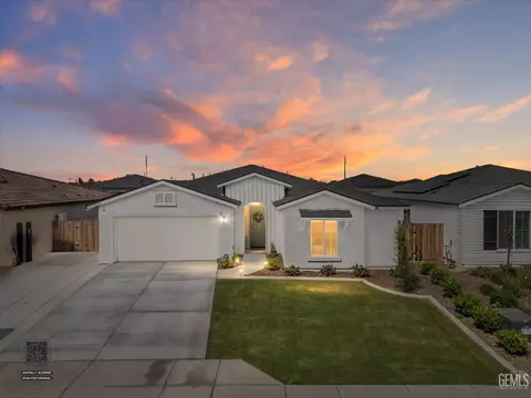 910 Hartlepool Ave, Bakersfield, CA 93307