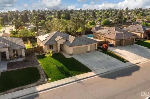 View/Area - 3702 Balvicar Dr, Bakersfield, CA 93306 photo 1 of 1
