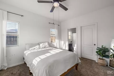 Bedroom - 3702 Balvicar Dr, Bakersfield, CA 93306 photo 1 of 7