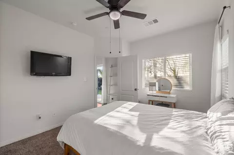 Bedroom - 3702 Balvicar Dr, Bakersfield, CA 93306 photo 2 of 7