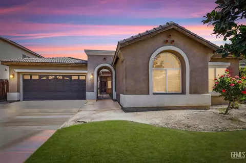 5306 Vista Del Mar Ave, Bakersfield, CA 93311