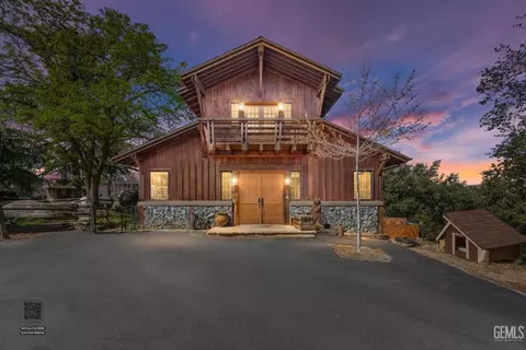 44164 Sugarloaf Dr, Posey, CA 93260