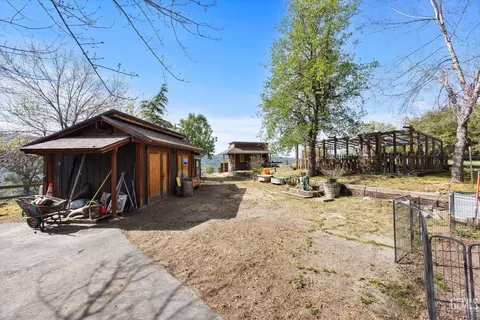Exterior - 44164 Sugarloaf Dr, Posey, CA 93260 photo 13 of 19