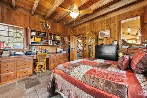 Bedroom - 44164 Sugarloaf Dr, Posey, CA 93260 photo 2 of 3