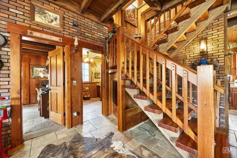 Entry Way - 44164 Sugarloaf Dr, Posey, CA 93260 photo 1 of 2