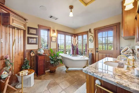 Bath - 44164 Sugarloaf Dr, Posey, CA 93260 photo 2 of 3