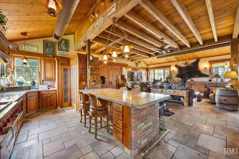 Kitchen - 44164 Sugarloaf Dr, Posey, CA 93260 photo 2 of 7