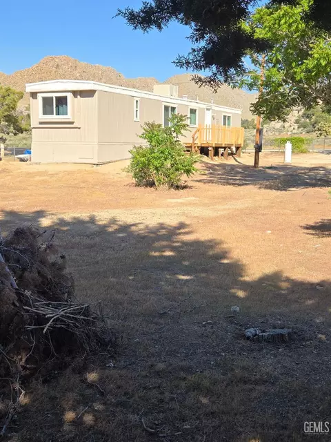 7801 Easy St, Onyx, CA 93255