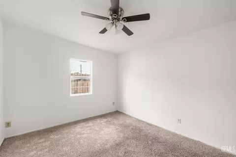 Bedroom - 10001 Waco Ave, Lamont, CA 93241 photo 9 of 12