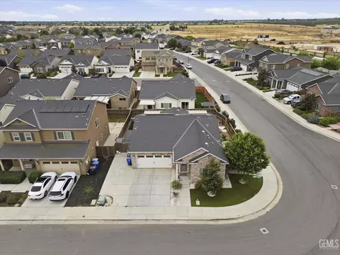 View/Area - 9001 Brook Shadow Way, Shafter, CA 93263 photo 2 of 7