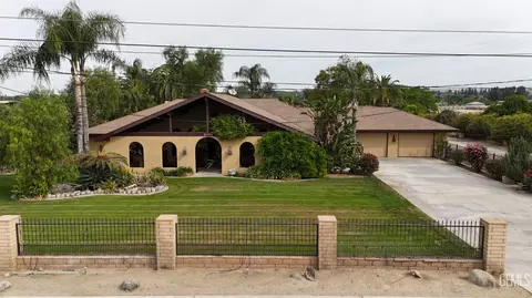 6016 E Texas St, Bakersfield, CA 93307