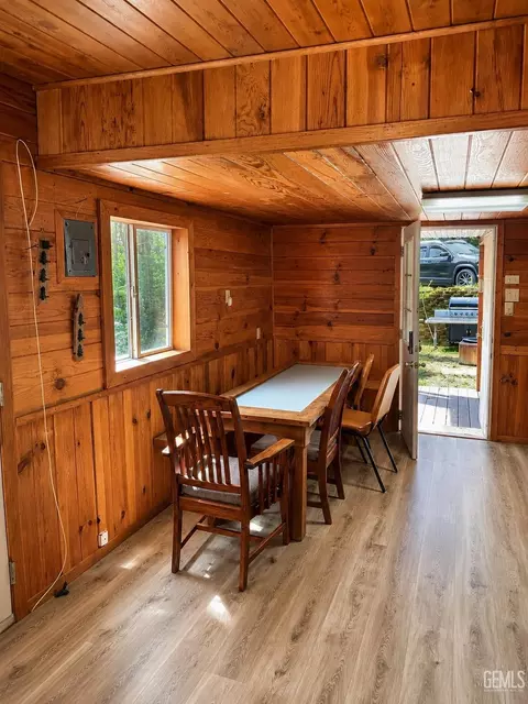 Dining - 47414 Dogwood, Posey, CA 93260 photo 1 of 1