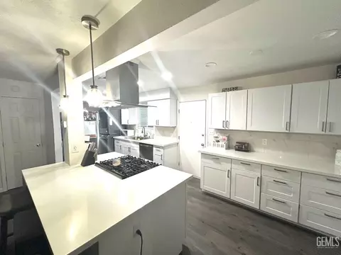 3333 El Encanto Ct #22, Bakersfield, CA 93301