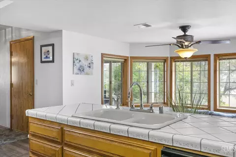 3512 Mccray Rd, Mountain Mesa, CA 93240 photo 16