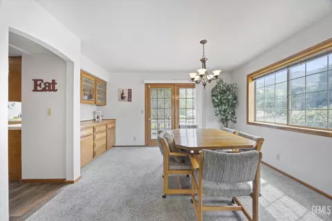 3512 Mccray Rd, Mountain Mesa, CA 93240 photo 12