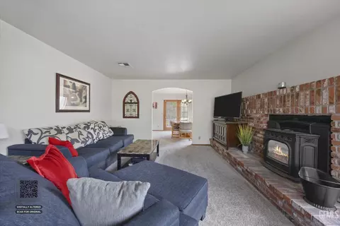 3512 Mccray Rd, Mountain Mesa, CA 93240 photo 8