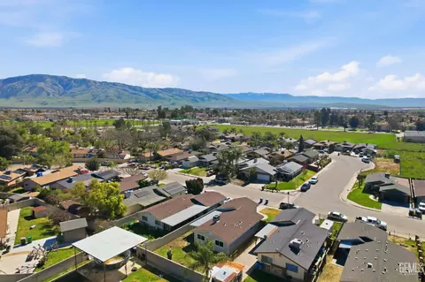 View/Area - 220 Wooner Dr, Arvin, CA 93203 photo 2 of 6
