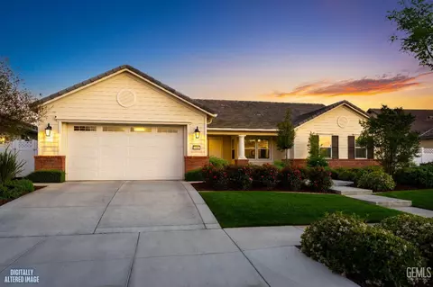 13607 Stonethwaite Ln, Bakersfield, CA 93311