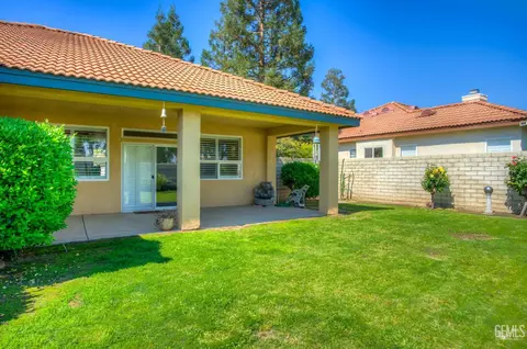 Exterior - 2016 Snowdrop Dr, Bakersfield, CA 93311 photo 8 of 16