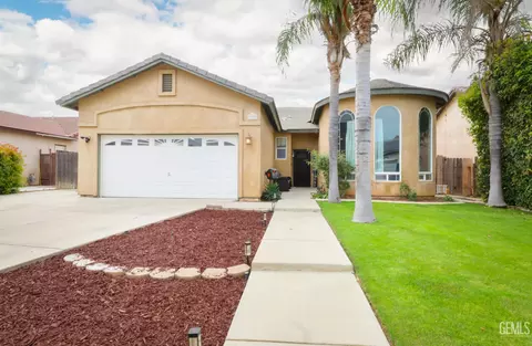 325 Dani Rose Ln, Bakersfield, CA 93308