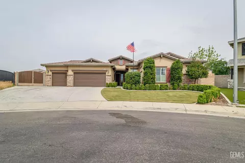 701 Christensen Ct, Bakersfield, CA 93314