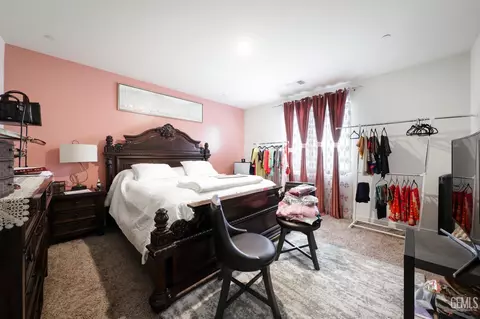 Bedroom - 7901 Bristol Spring Ave, Bakersfield, CA 93313 photo 1 of 3