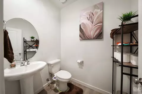 Other - 7901 Bristol Spring Ave, Bakersfield, CA 93313 photo 5 of 7