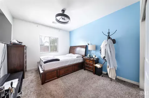 Bedroom - 7901 Bristol Spring Ave, Bakersfield, CA 93313 photo 3 of 3