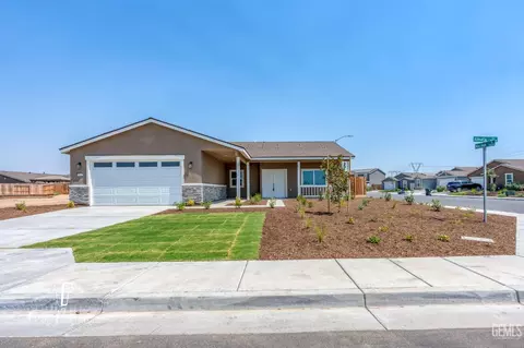 8802 Almata Ave, Bakersfield, CA 93307