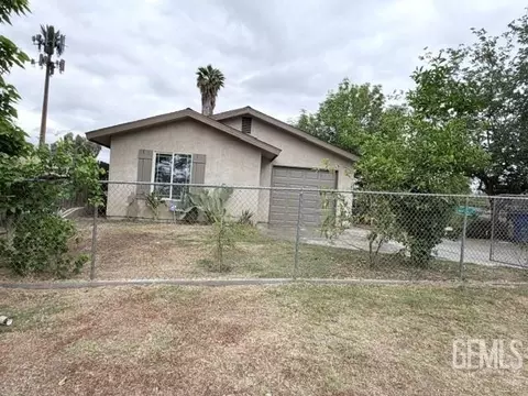 2301 Gurley St, Bakersfield, CA 93305