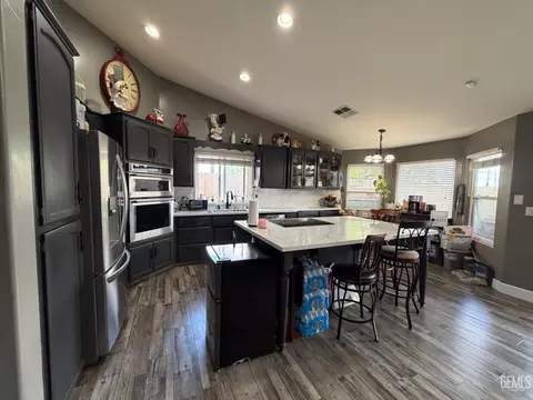 Kitchen - 604 Westover Ave, Taft, CA 93268 photo 2 of 6