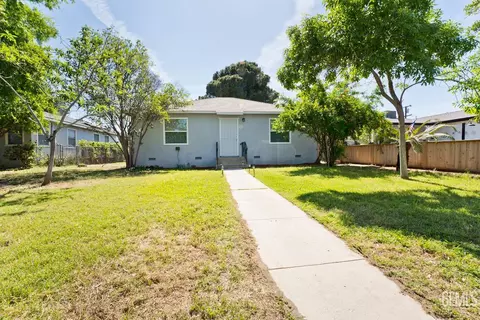 2914 Cedar St, Bakersfield, CA 93301